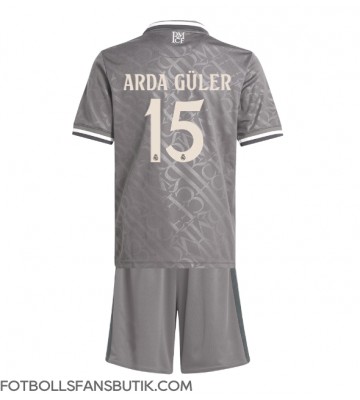 Real Madrid Arda Guler #15 Replika Tredje Tröja Barn 2024-25 Kortärmad (+ Korta byxor)